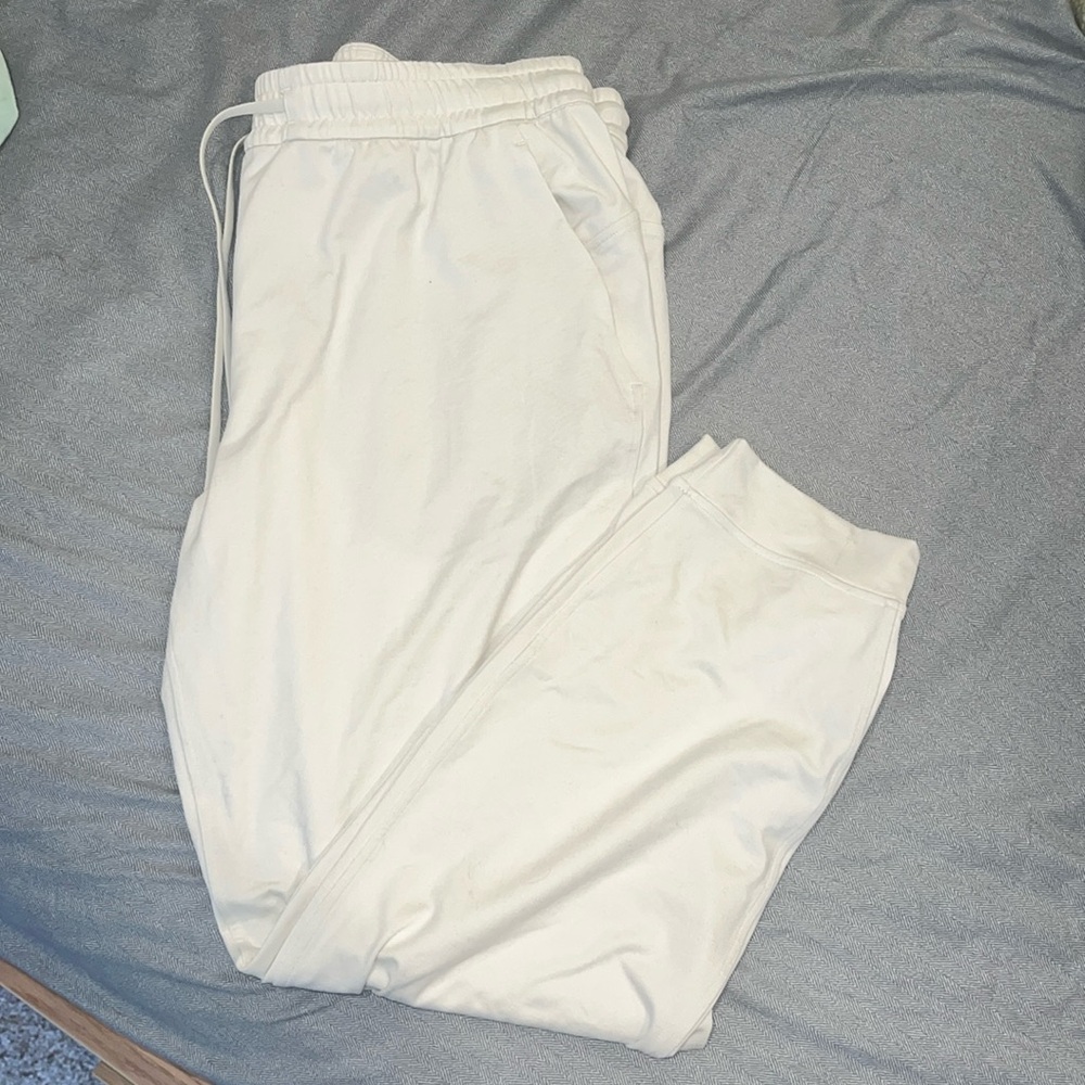 New LuLulemon Joggers